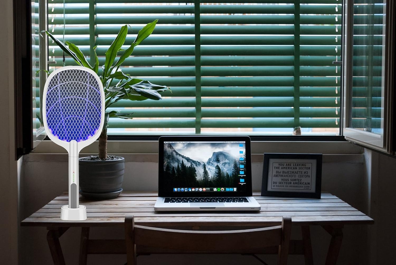 مضرب صاعق ناموس محمول - الصورة 3