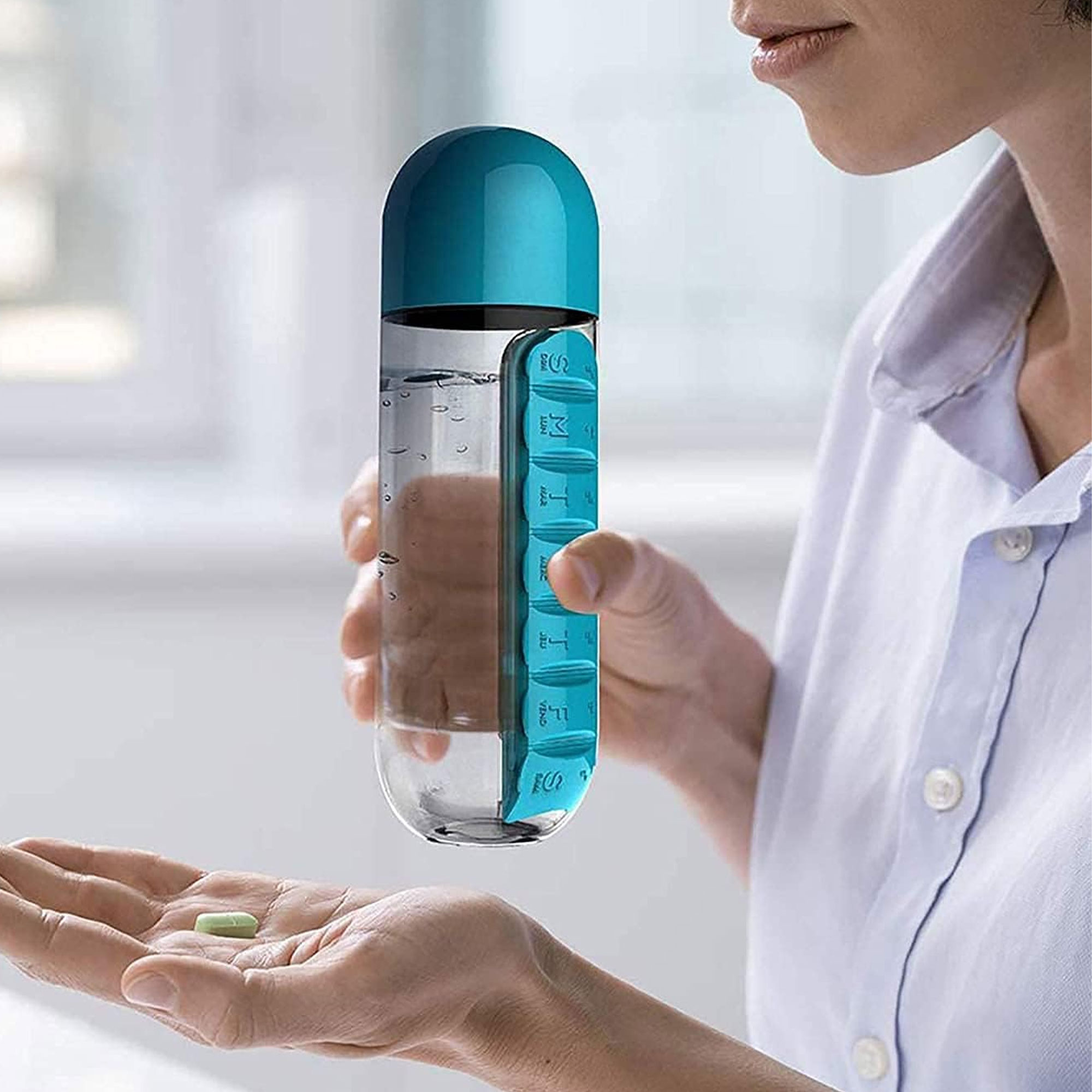 زجاجة مياه  مع حقيبة منظم حبوب دواء - الصورة 3