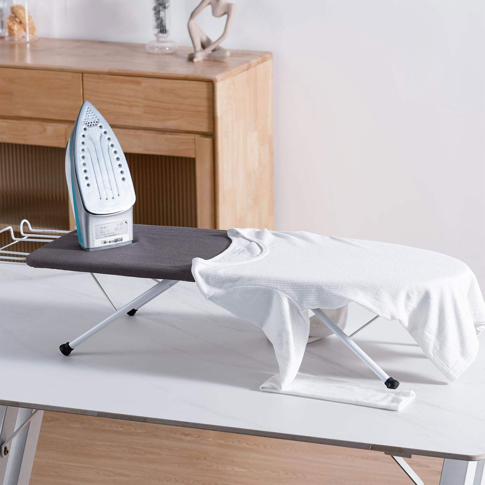 • طاولة كى قابلة للطى مع مسند حديد - الصورة 2